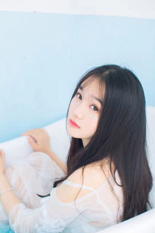 两对夫妇同床交换